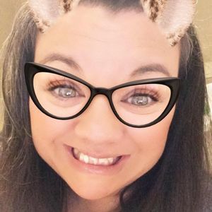 Meet your Posher, Teresa